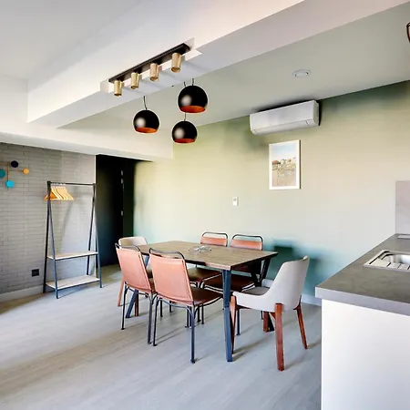 North Apartamento París
