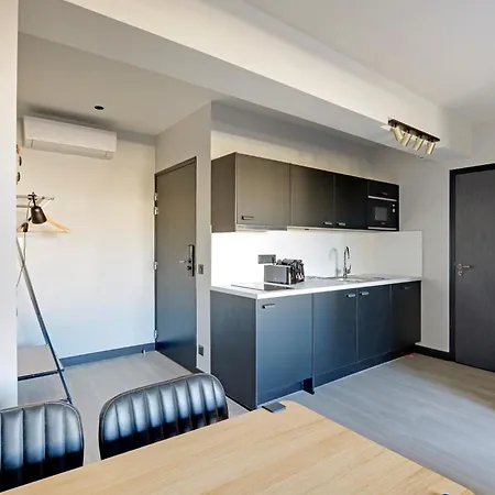 Apartment North Paris